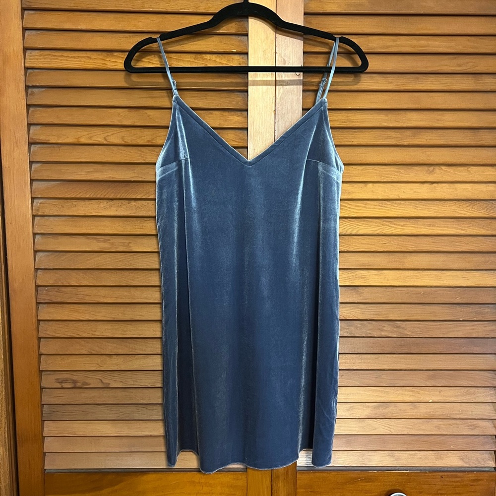 ‼️MOVING SAME ❗️ Abercrombie & Fitch Velvet Mini Dress